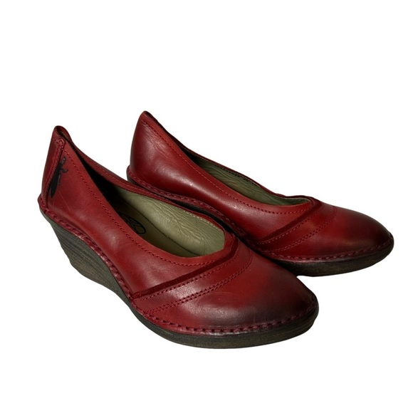 Fly London Womens Red Leather Wedge Pumps Heels Size US 7.5 EU 38 - Picture 1 of 11
